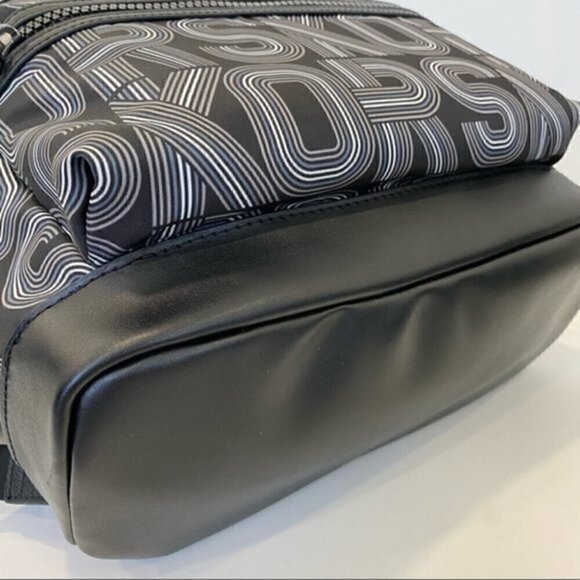 MICHAEL KORS Mens Kent Graphic Logo Backpack Bag in Black - Picture 7 of 9